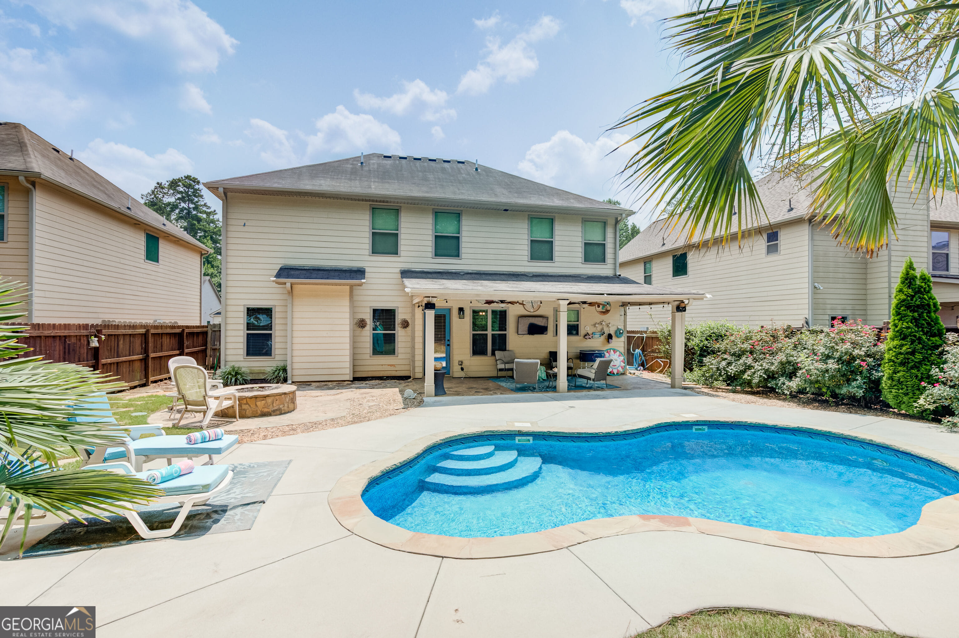 230 Scenic Hills Dr, Newnan, GA 30265