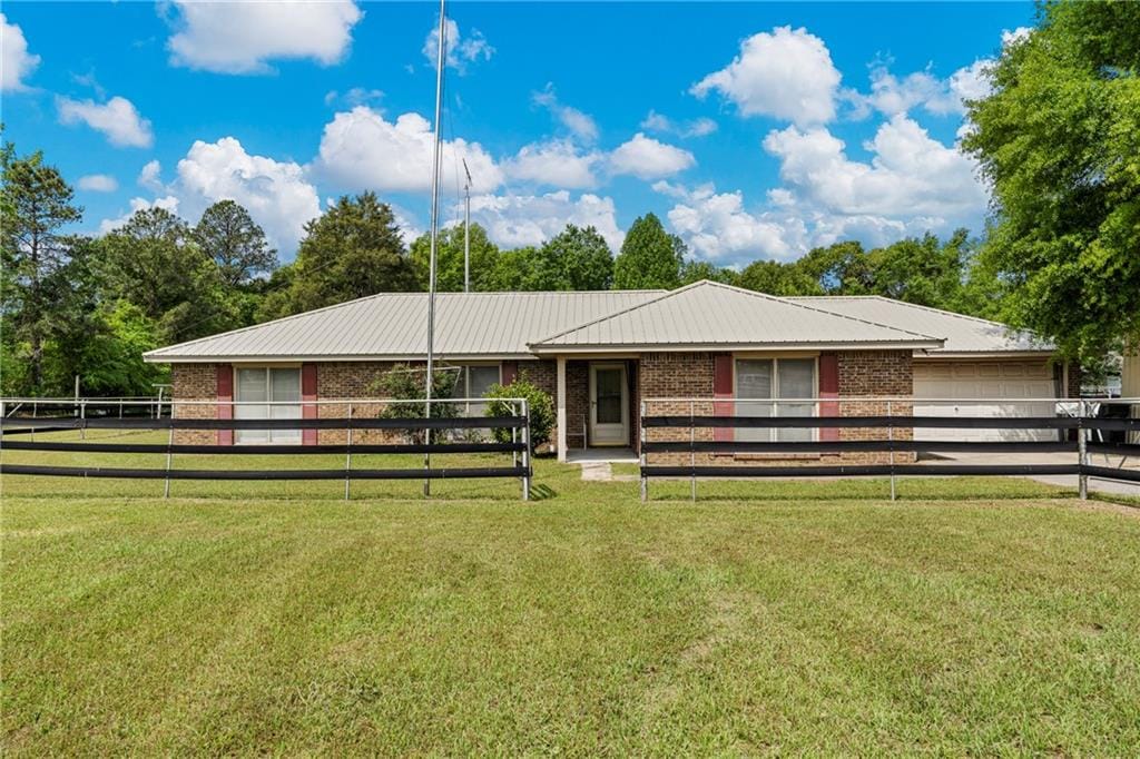 1810 Alabama 165, Pittsview, AL, 36871