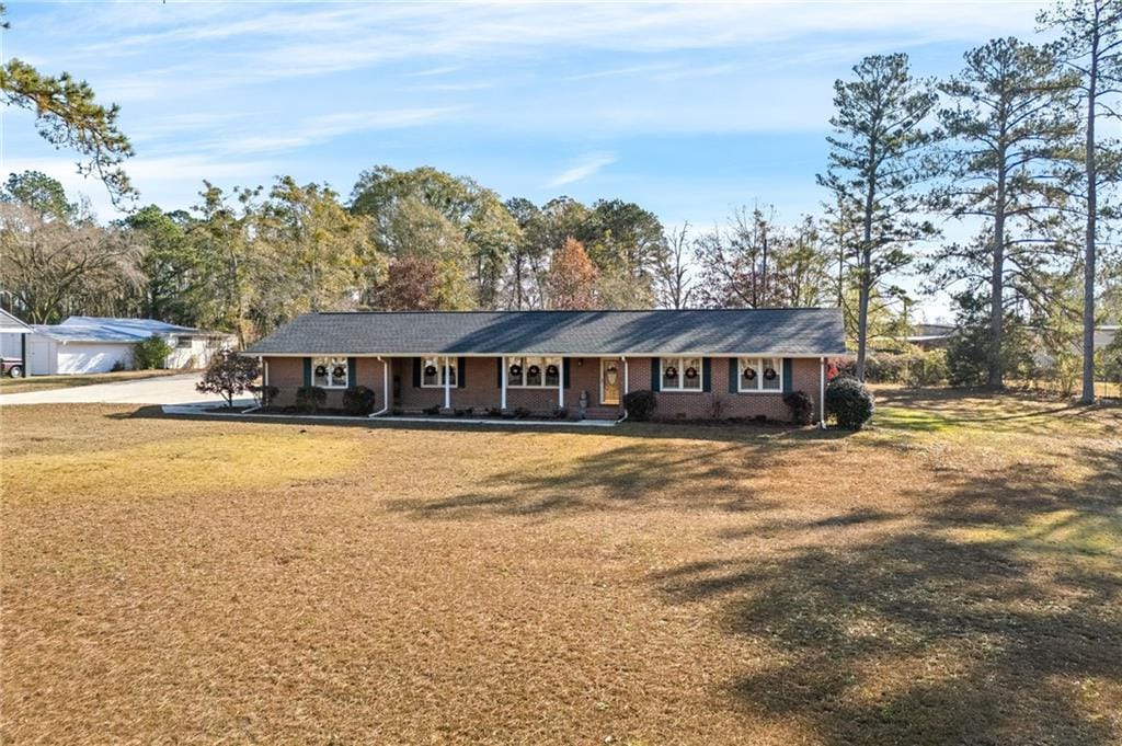 1423 South Phillips Road, Lanett, AL, 36863