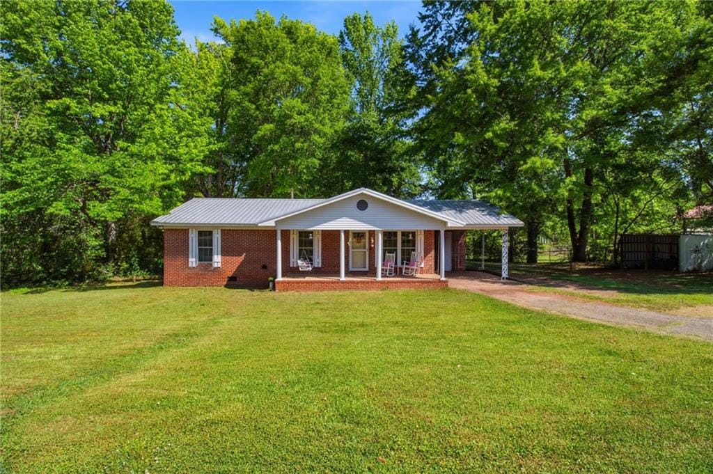620 2nd, Lafayette, AL, 36862