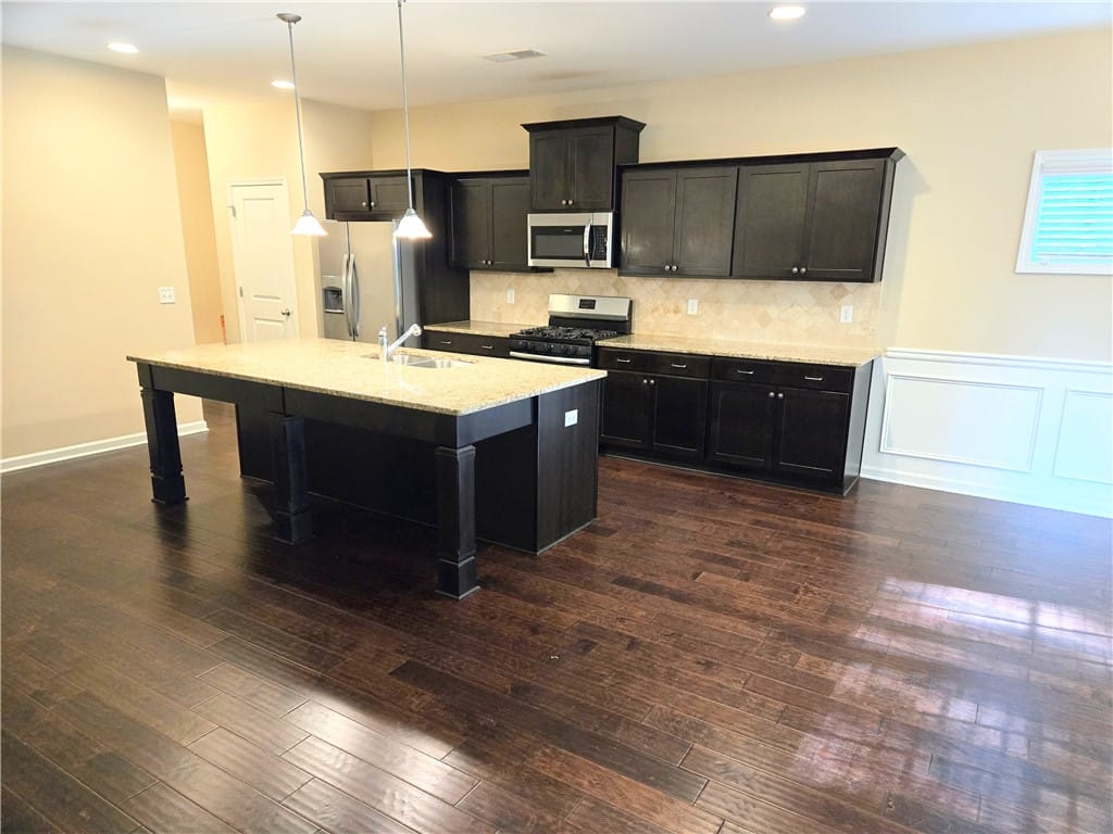 908 Dunkirk Cir, Auburn, AL 36832, A grand central island anchors this kitchen, perfe