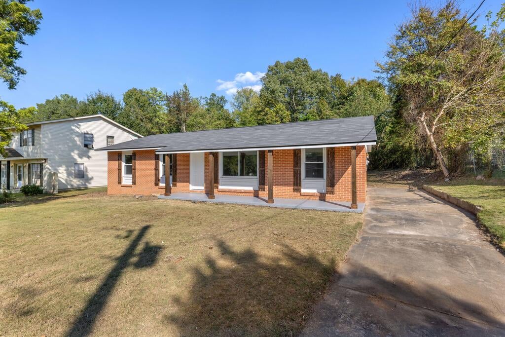 738 Corley Dr, Columbus, GA 31907