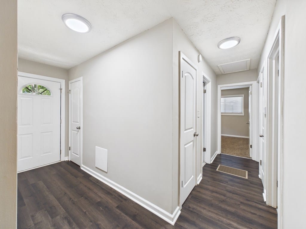 4015 Savannah Dr, Columbus, GA 31907, Front Entry Hall
