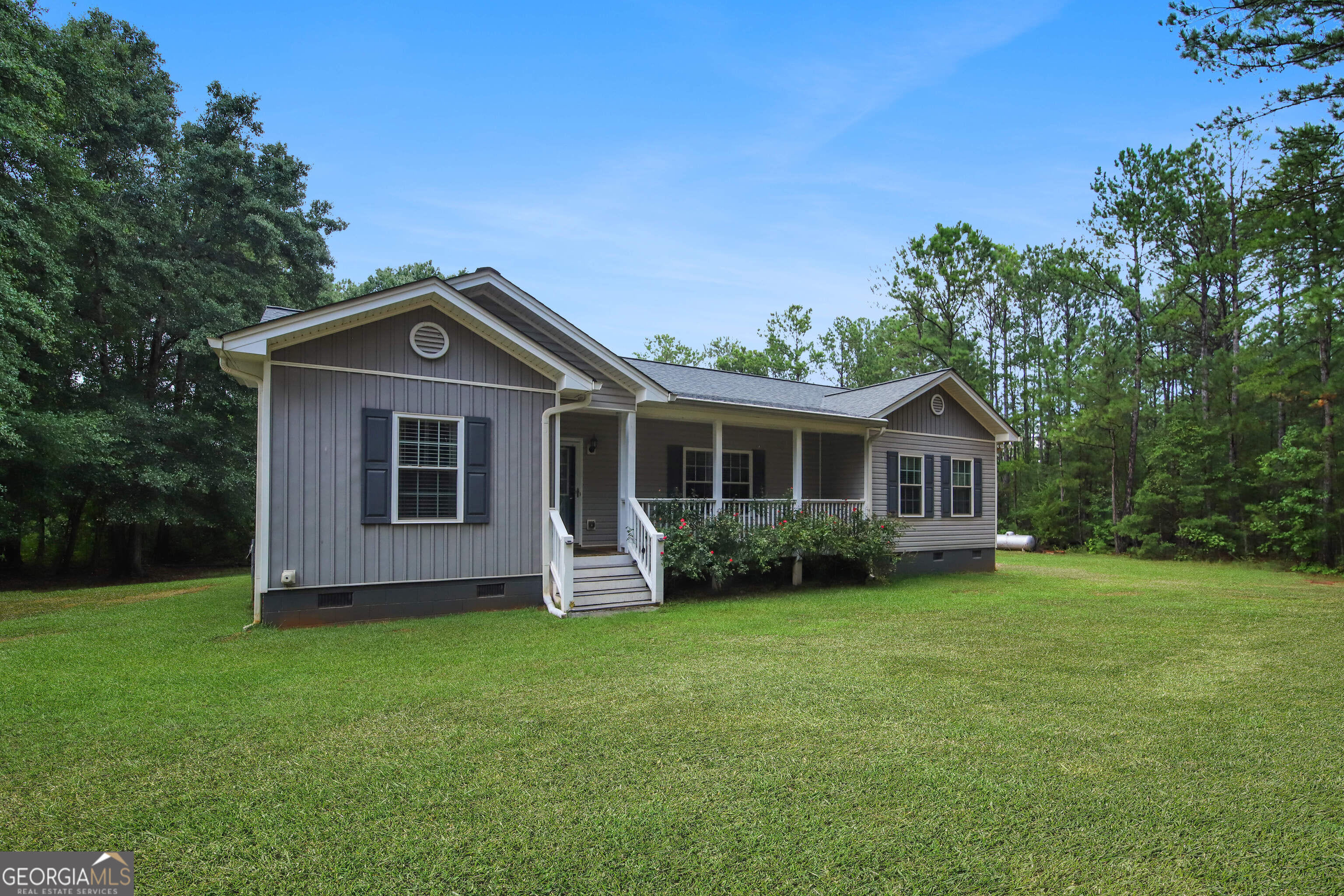 1807 Oak Grove Rd, Pine Mountain, GA 31822