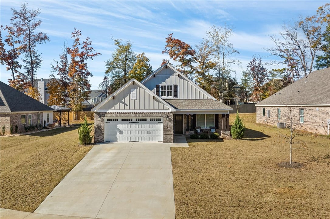 2114 Sherwood Drive, Opelika, AL, 36801