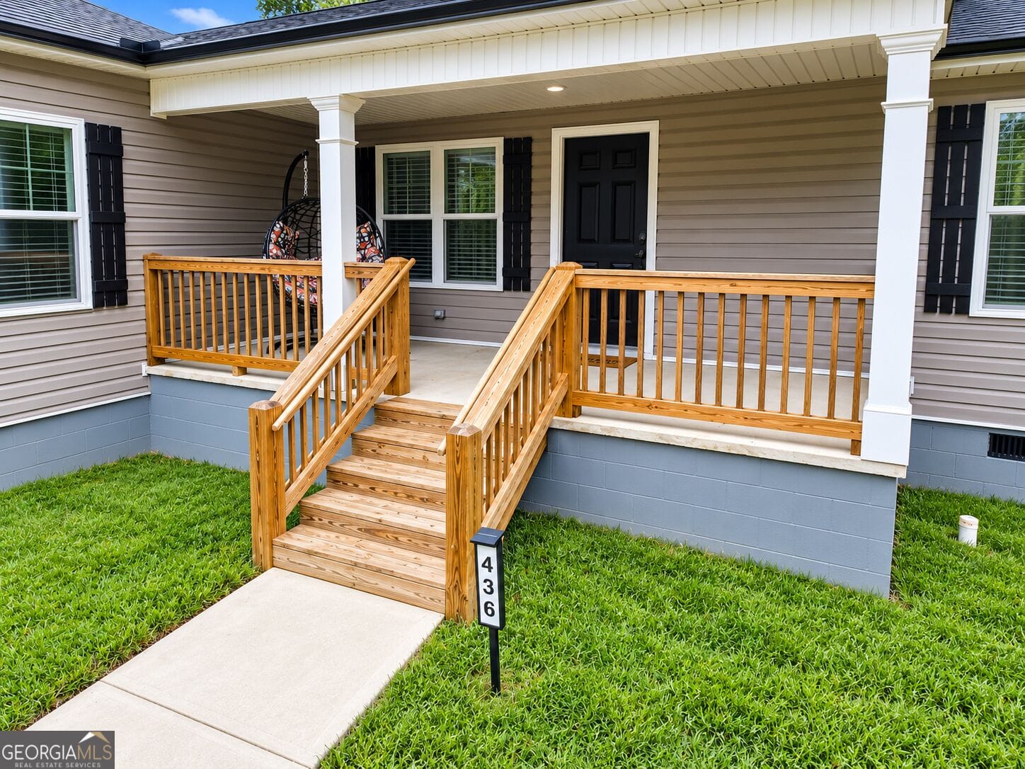 436 Canyon Rd, Woodbury, GA 30293