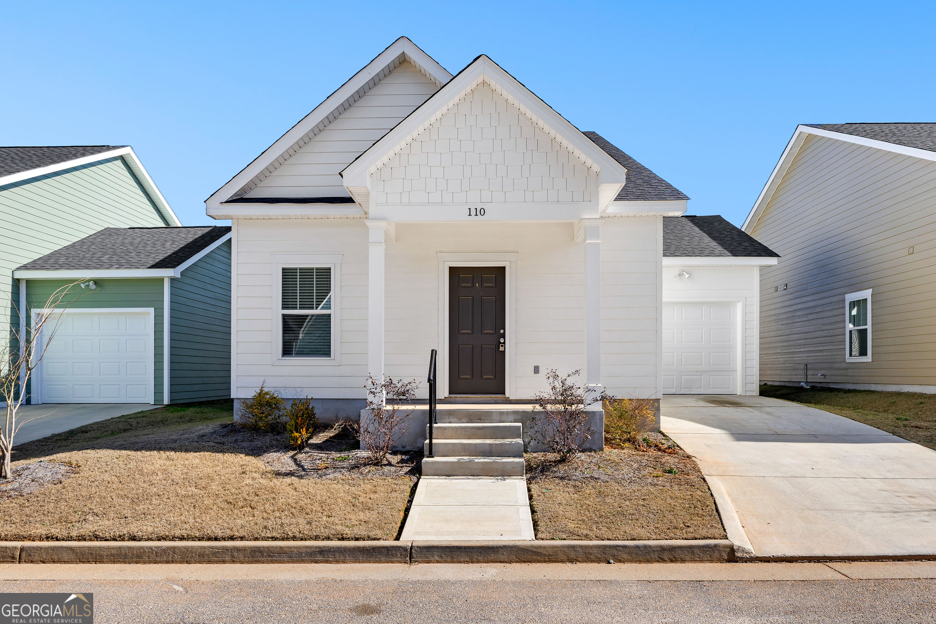 110 Lenox Cir, LaGrange, GA 30241