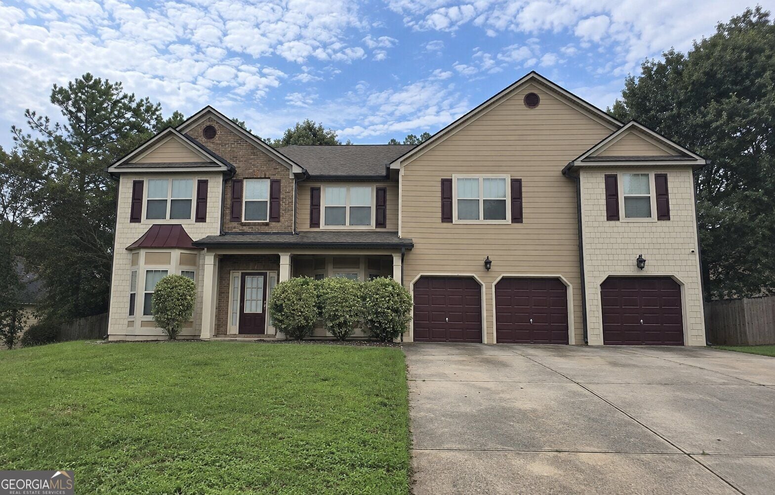 3825 Kings Bridge Dr, Douglasville, GA 30135