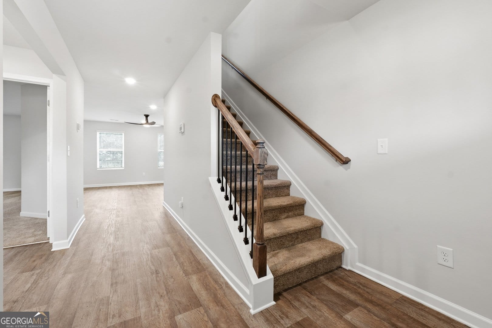 206 Freshwater Ct, LaGrange, GA 30241