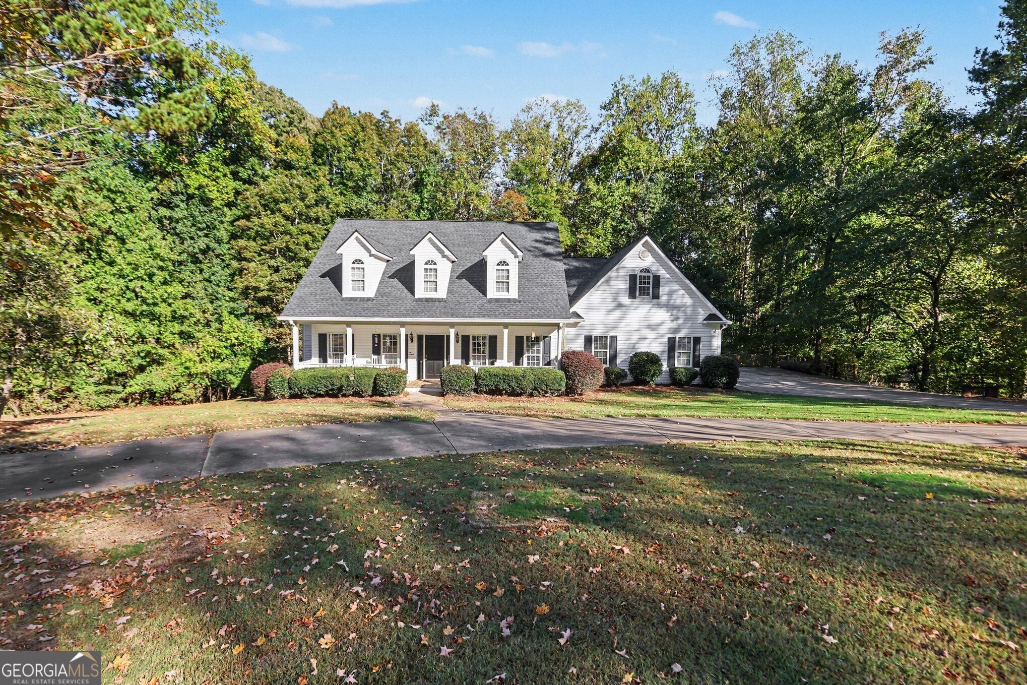 235 Line Creek Cir, Sharpsburg, GA 30277