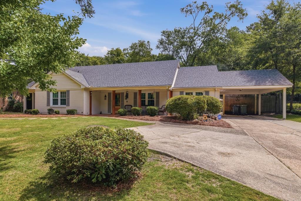 3330 E Lindsay Dr, Columbus, GA 31907