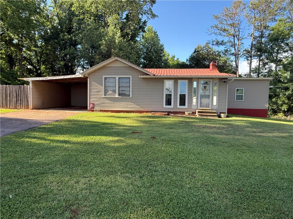 1016 Co Rd 211, Lanett, AL 36863