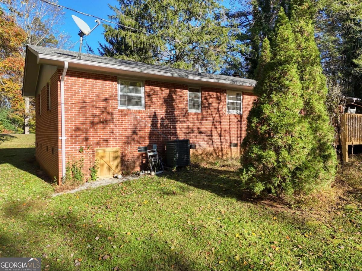 110 Johnson Rd, Hayesville, NC 28904