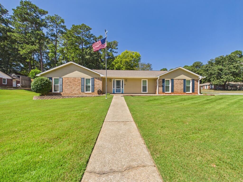 7345 Sierra Ct, Columbus, GA 31904