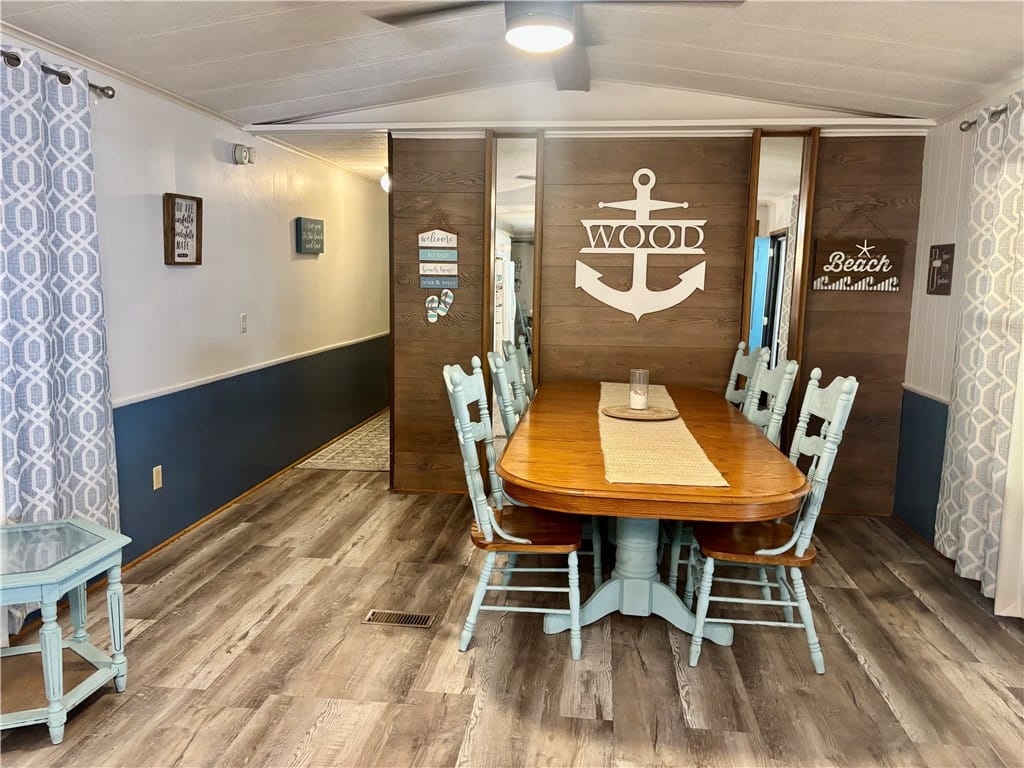 1799 Rico Dr, Lillian, AL 36549
