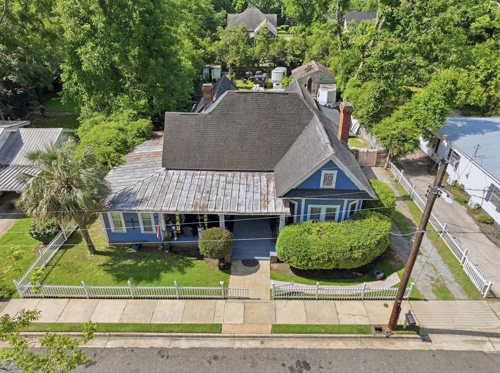 655 7th Ave NE, Dawson, GA 39842