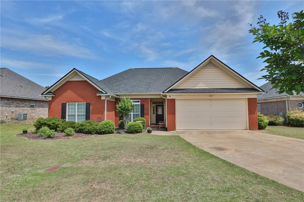 111 Boulder Creek Drive, Smiths Station, AL, 36877