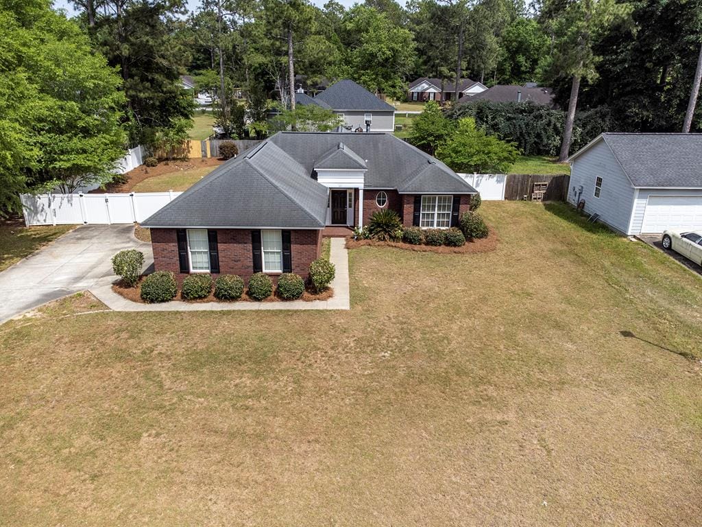 121 Leighton Drive, Leesburg, GA, 31763