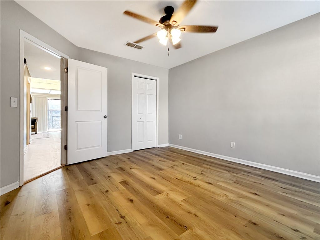 1007 Stonegate Dr APT A, Auburn, AL 36832, USA