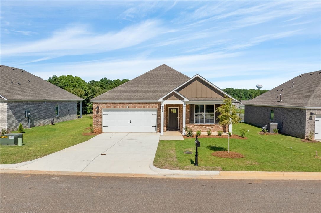2515 Farmville Lakes Drive, Auburn, AL, 36830