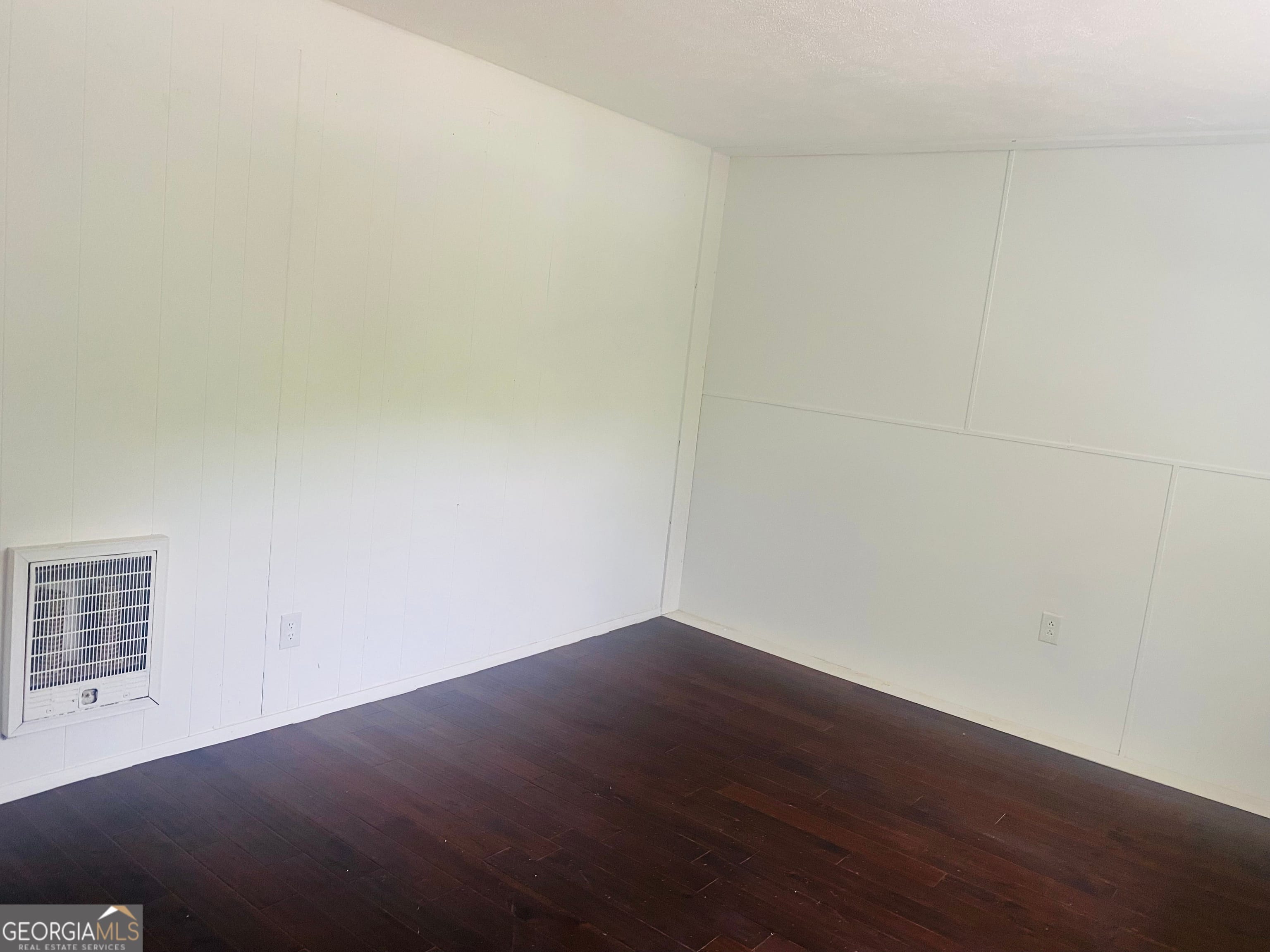 93 North St, Lumpkin, GA 31815