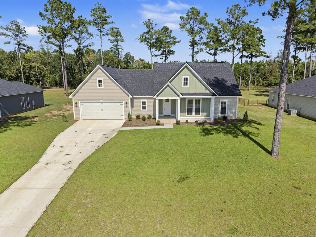 329 Willow Oak Lp, Leesburg, GA 31763