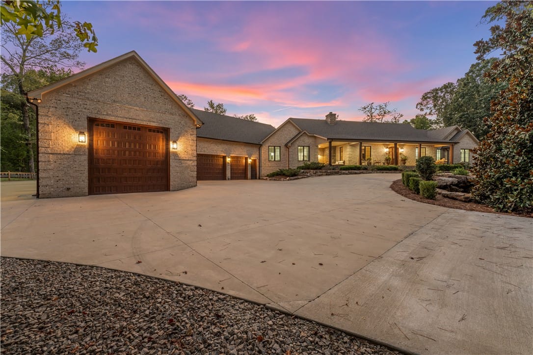 5144 Cress Lake Rd, Auburn, AL 36830