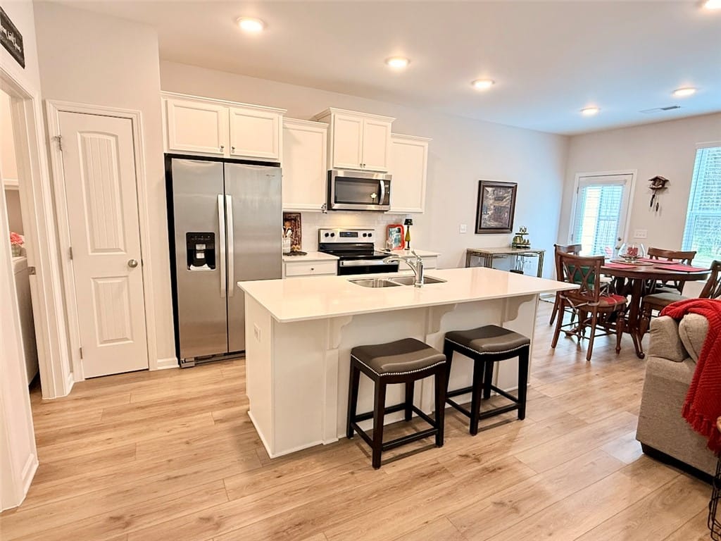 3173 Raiden Cir, Opelika, AL 36804, USA, White Kitchen