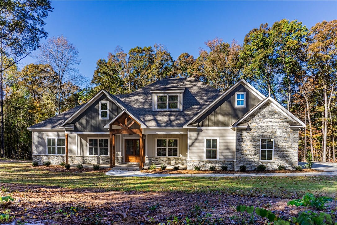 1859 Lee Road 288, Smiths Station, AL, 36877