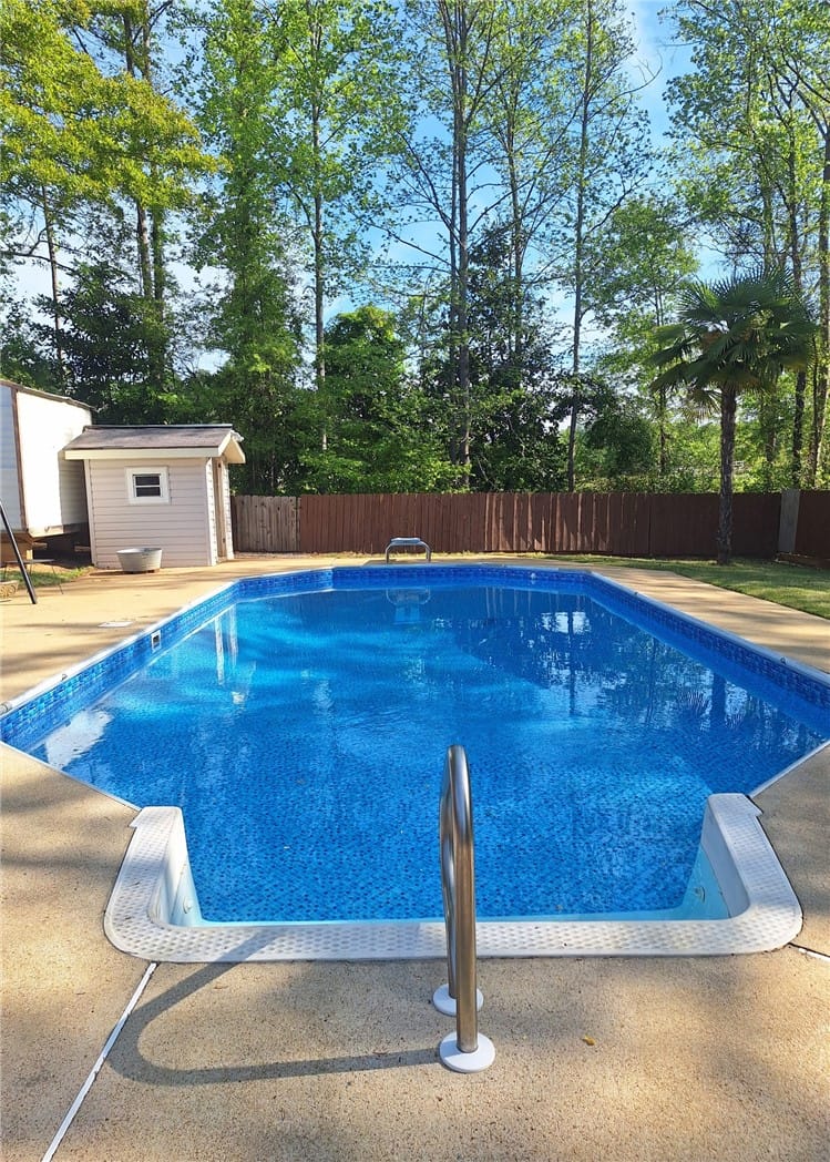 198 W Sears St, Valley, AL 36854, USA — Photo 3