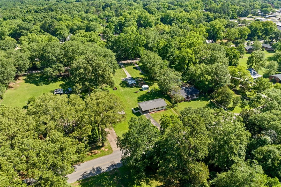 210 2ND, Lafayette, AL, 36862