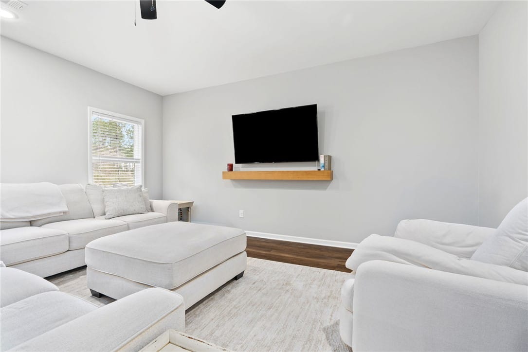 226 gray street, Opelika, AL, 36801 — Photo 3