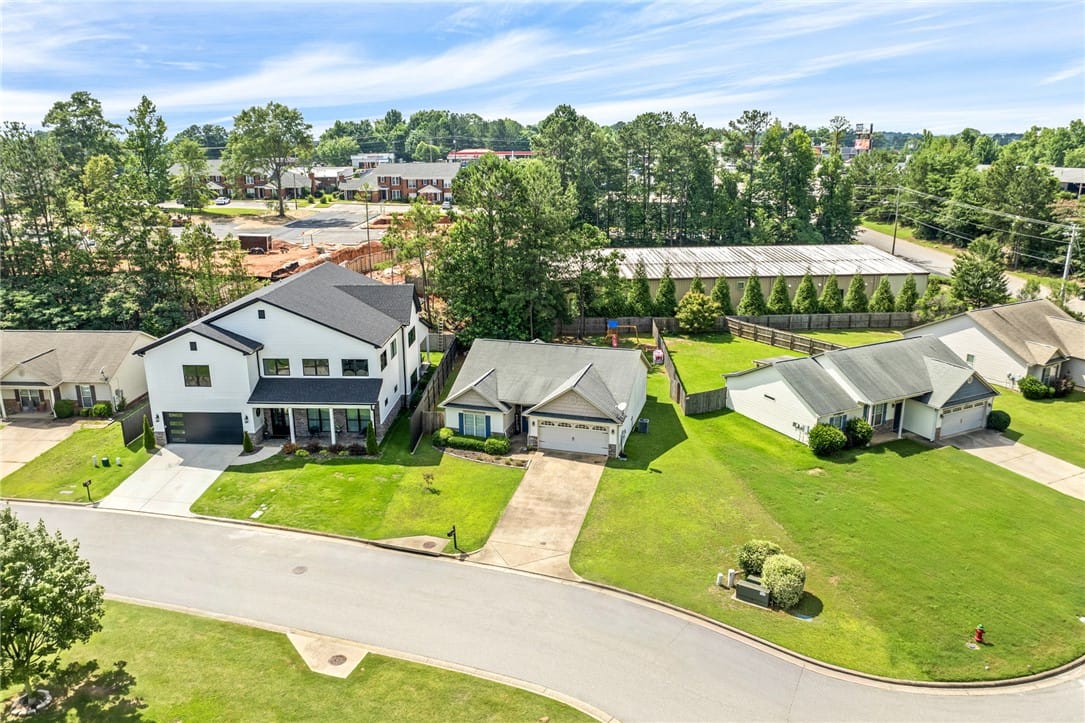2004 Dutch Ct, Opelika, AL 36801, USA