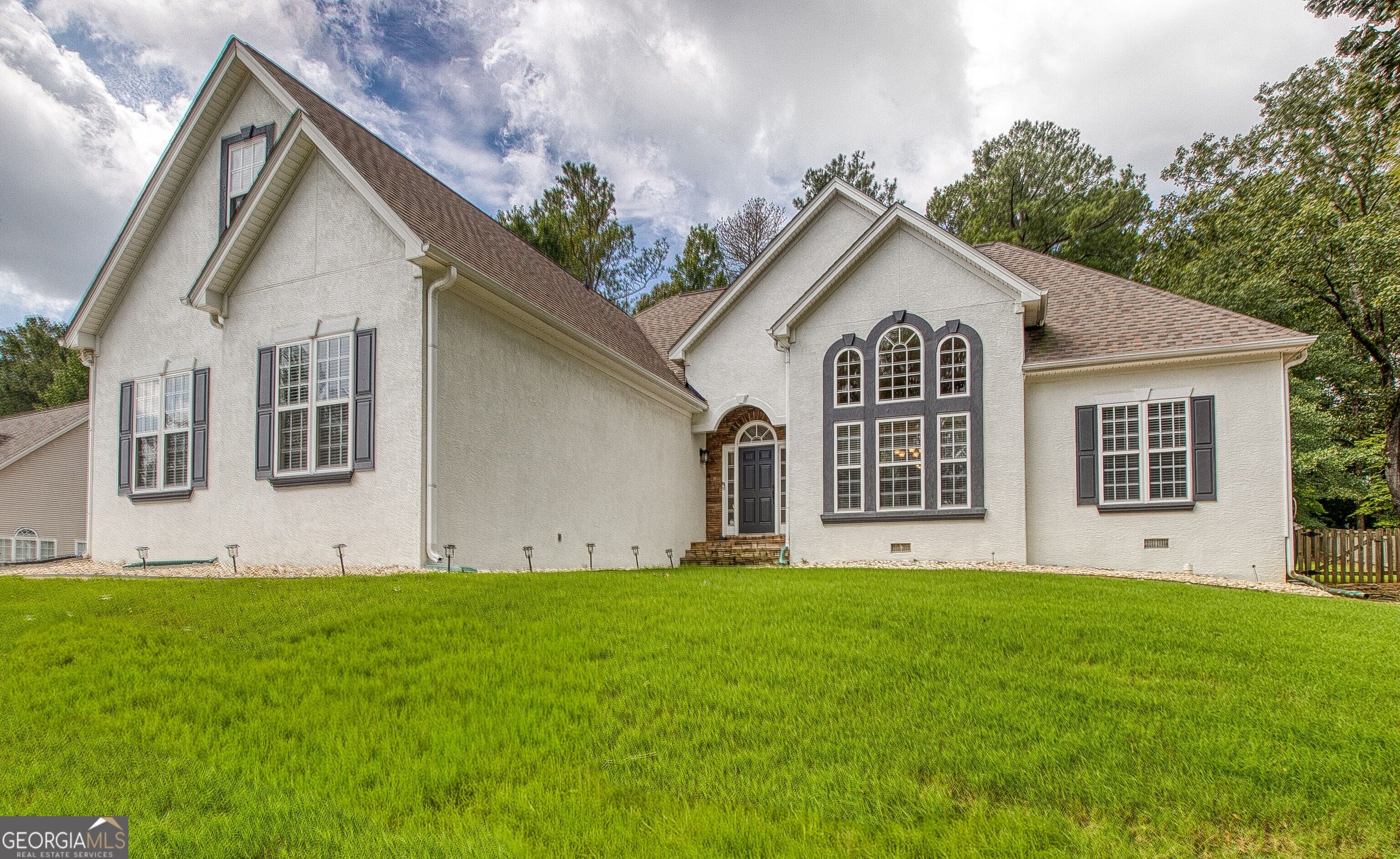 110 Lyndhurst Way, Sharpsburg, GA 30277