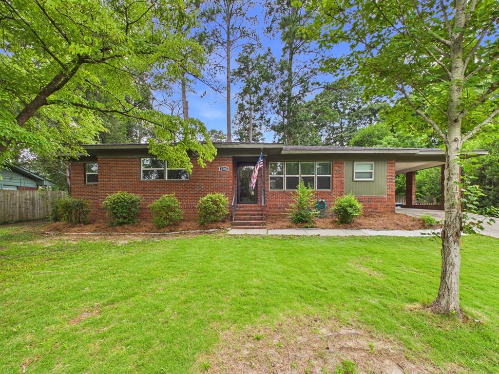 3202 Mustang Dr, Columbus, GA 31909