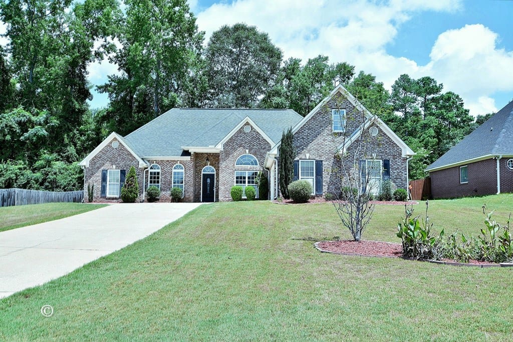 623 Shadow Wood Drive, Smiths Station, AL, 36877