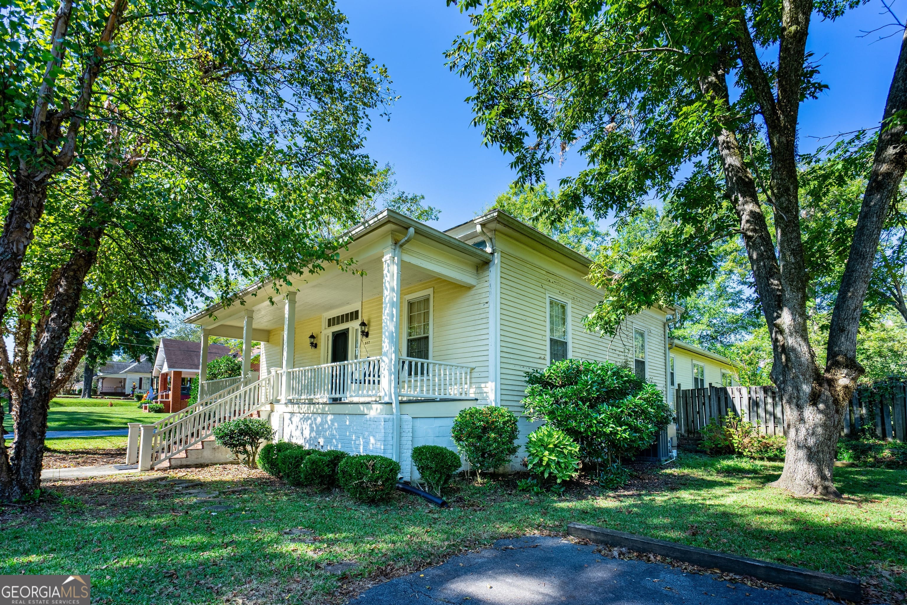 537 Greenwood, Barnesville, GA, 30204