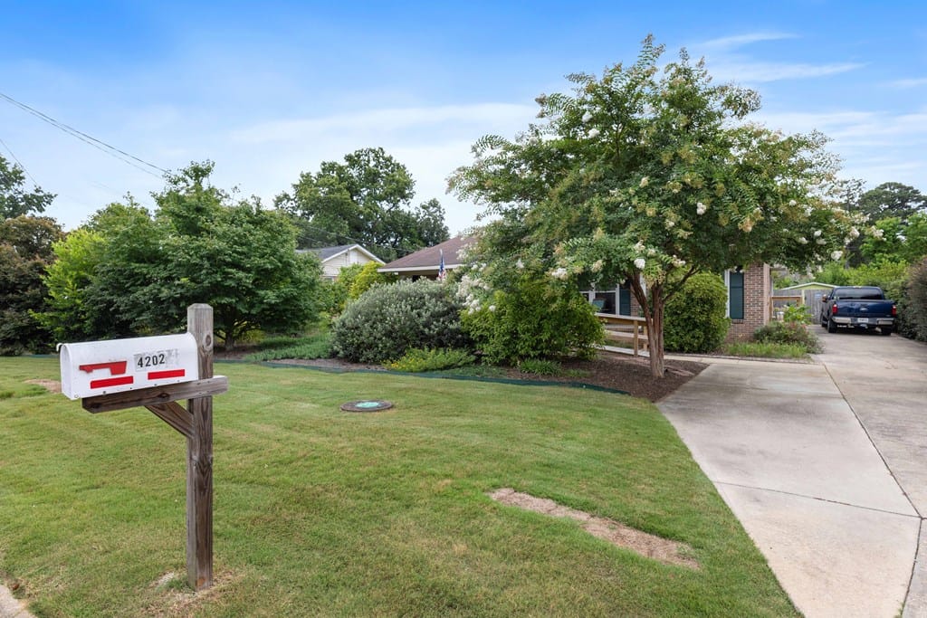 4202 Cheshire Bridge Rd, Columbus, GA 31909