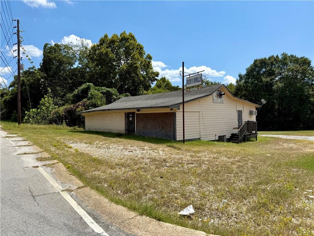 1321 S Railroad St, Phenix City, AL 36867