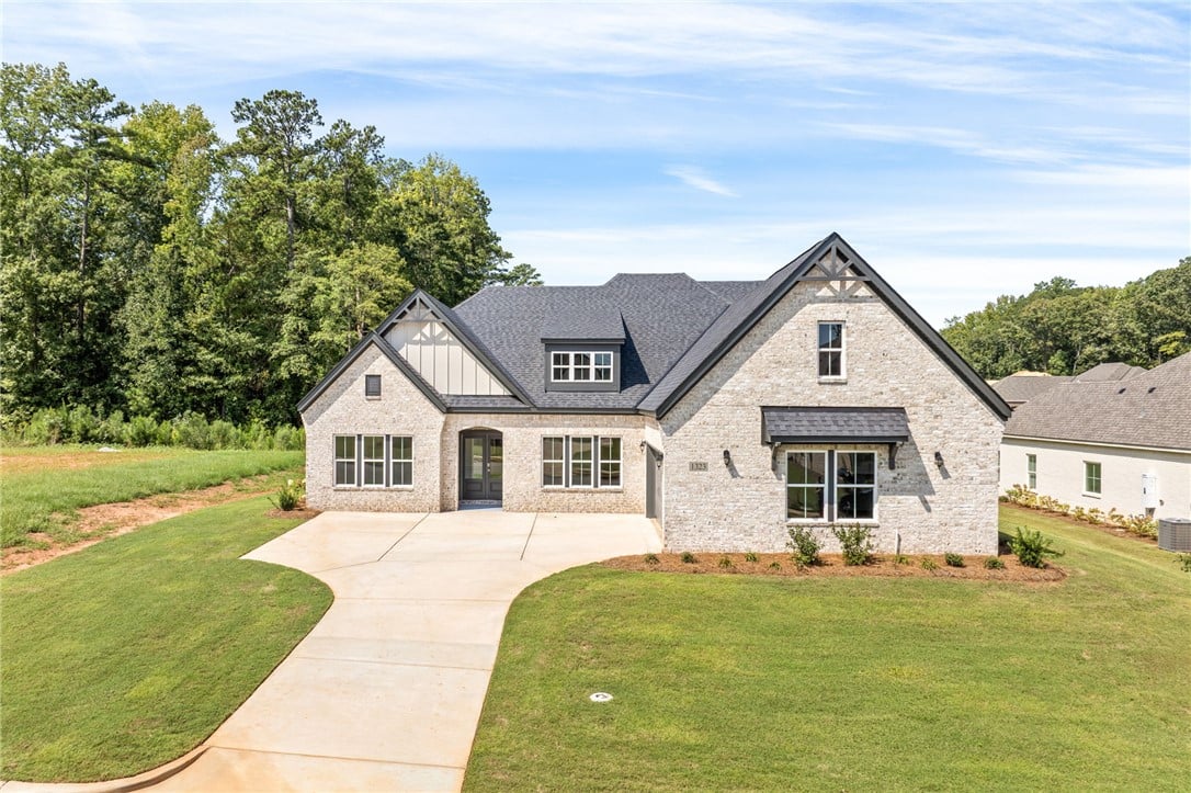 1323 Hidden Lakes Drive, Opelika, AL, 36801