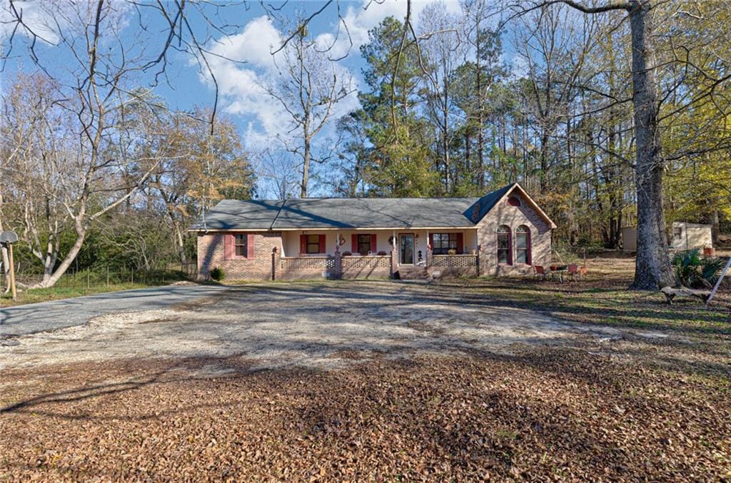 520 Robinson, Smiths Station, AL, 36877