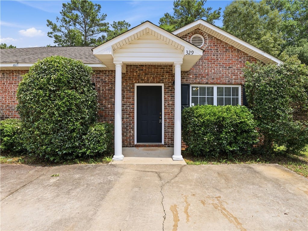 329 E Longleaf Dr, Auburn, AL 36832