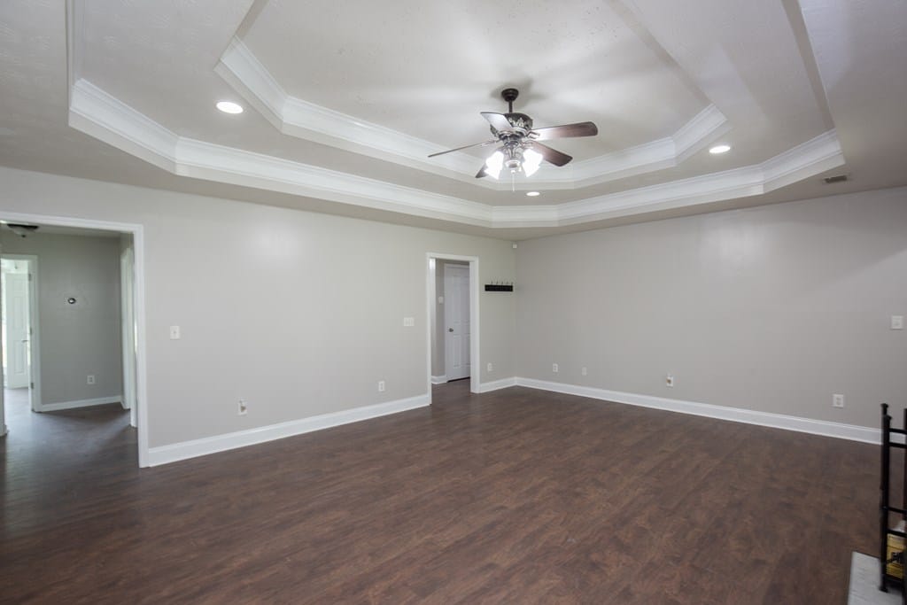 90 Redwood Dr, Phenix City, AL 36869