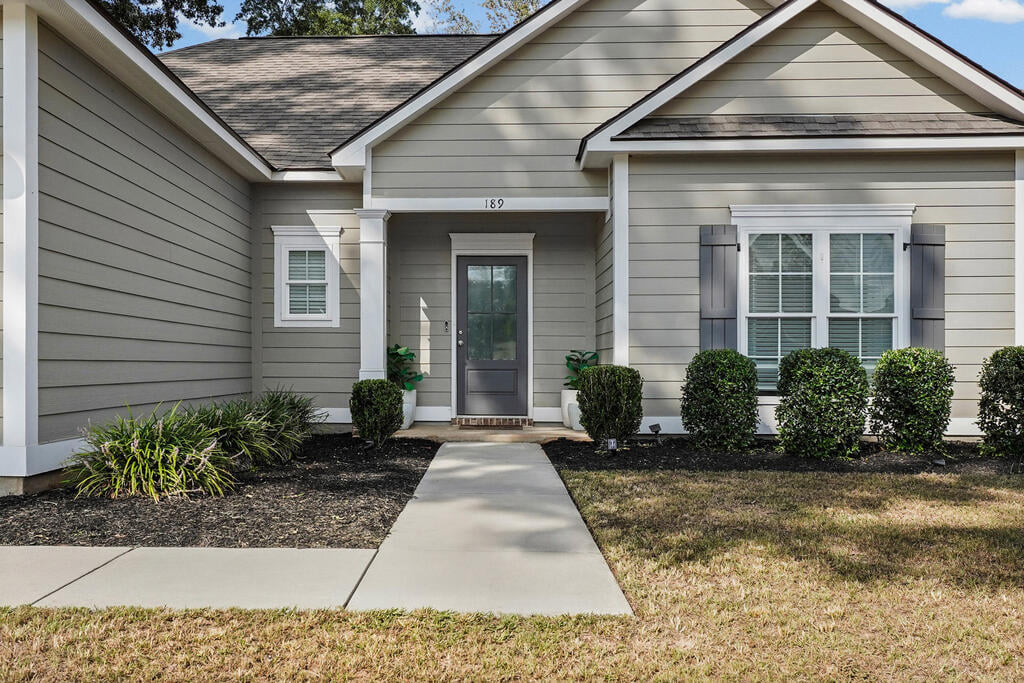 189 Buck Run Dr E, Leesburg, GA 31763