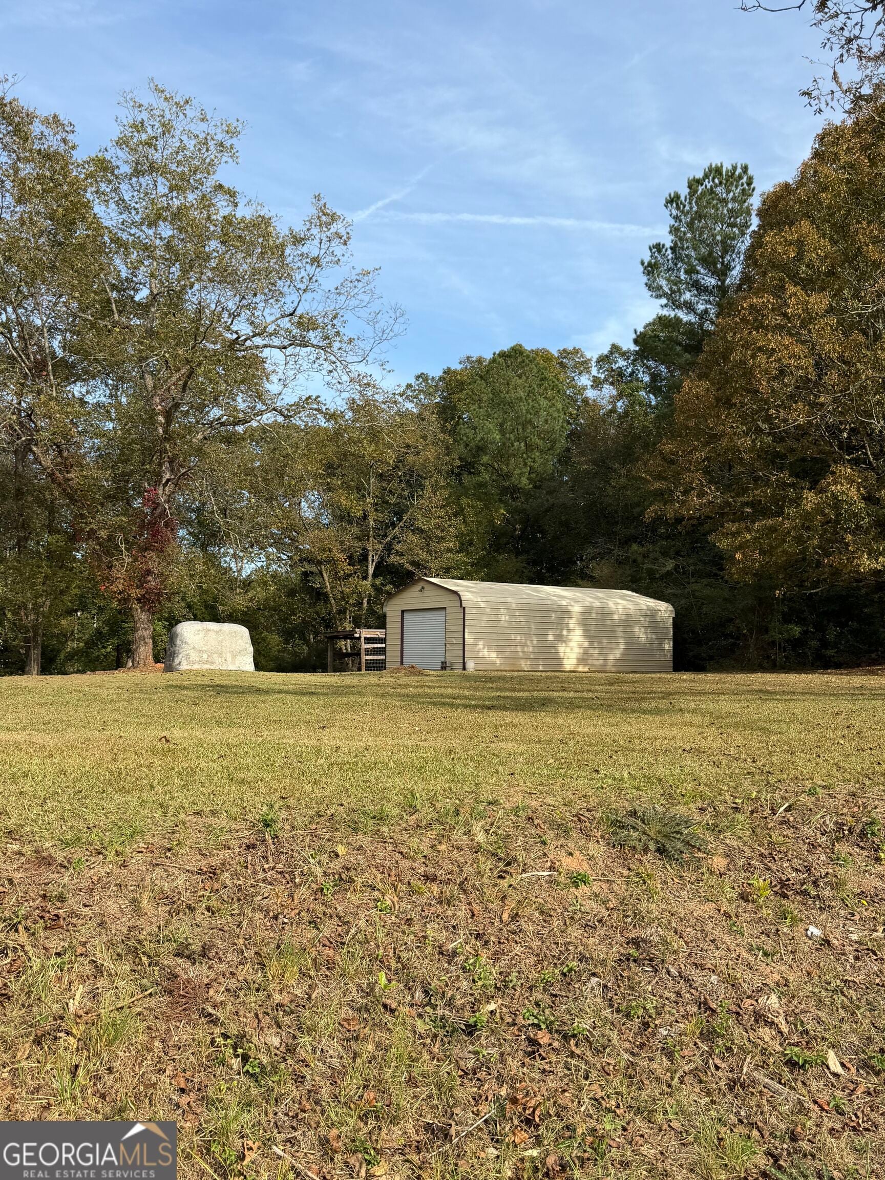526 Lawrence Rd, Molena, GA 30258