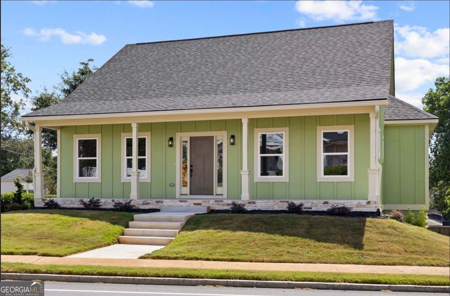 112 Lagrange St, Newnan, GA 30263