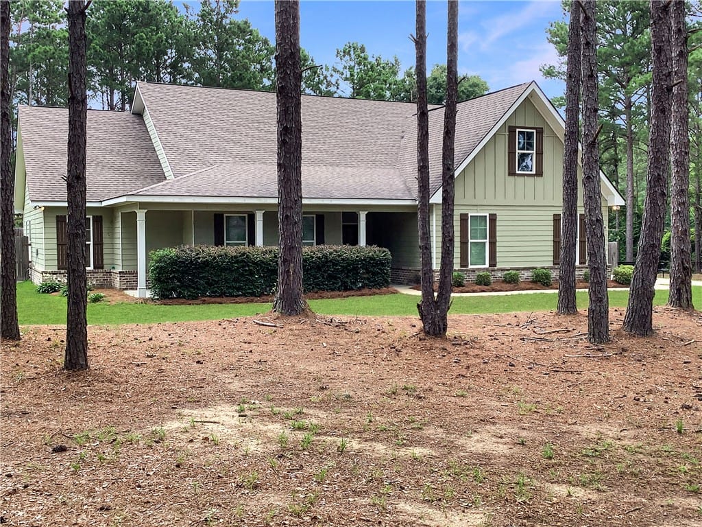 6723 Lee Rd 401, Salem, AL 36874, A classic exterior with wood siding and a welcomin