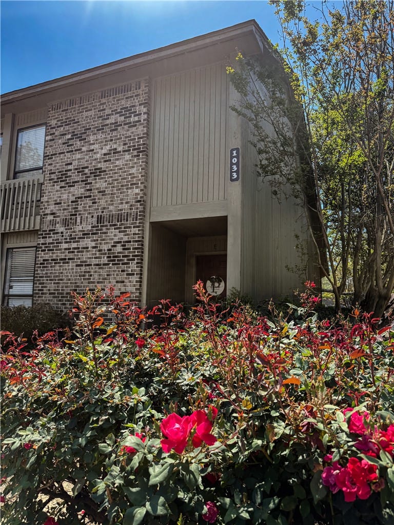 1033 Stonegate Drive #e, Auburn, AL, 36832 — Photo 3