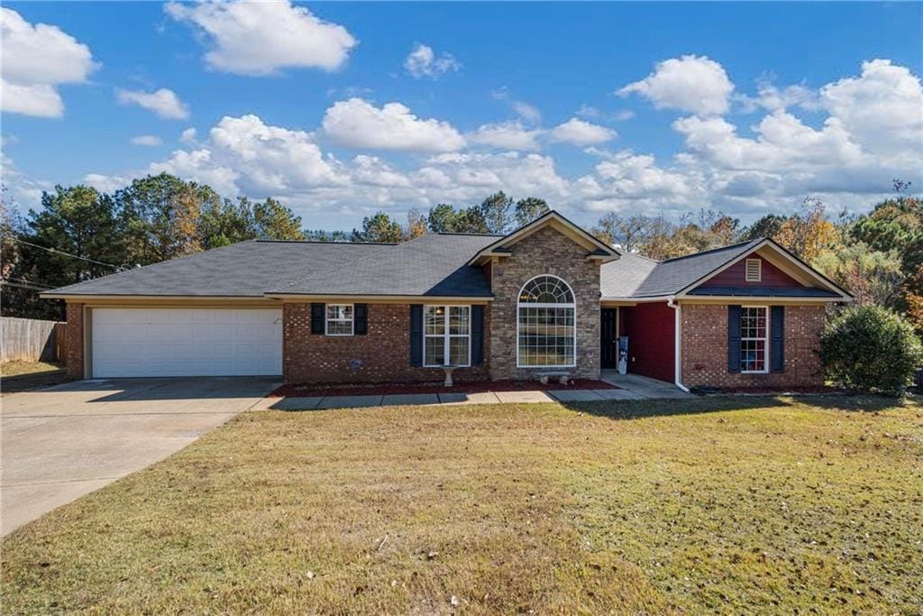 361 Running Bear Drive, Smiths Station, AL, 36877
