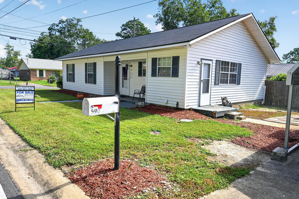 590 Bell Alley, Cairo, GA 39828, USA
